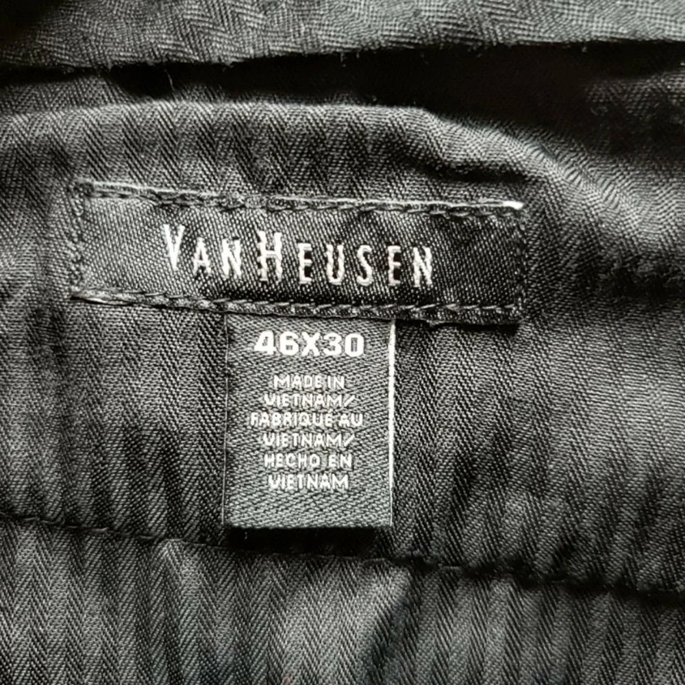 Van Heusen Dress Pants Mens 46x30 Black Herringbone Classic Fit Polyester Slacks